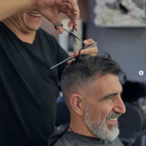 Bono oferta: Dos Cortes de Pelo para Hombres peluqueria en Valladolid