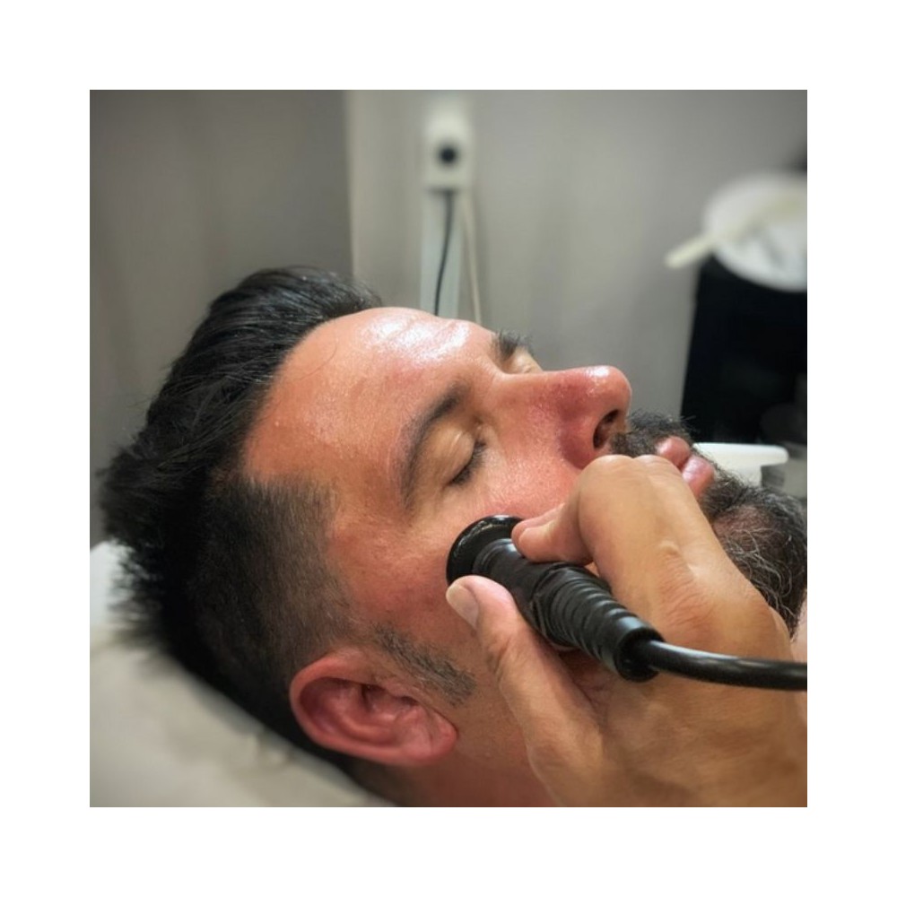 Rejuvenecimiento y radiofrecuencia facial en Kokoro peluquería y estética en Valladolid